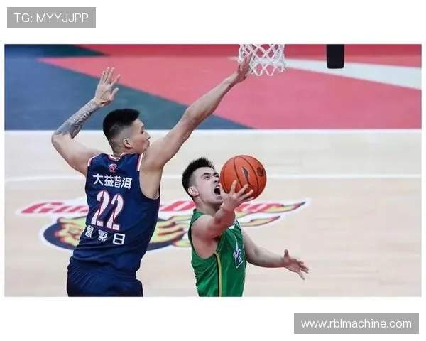 上海备战广州多人加练弗格回暖