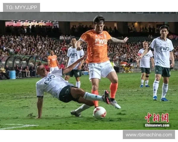 香港贺岁杯战点球力克首尔封王